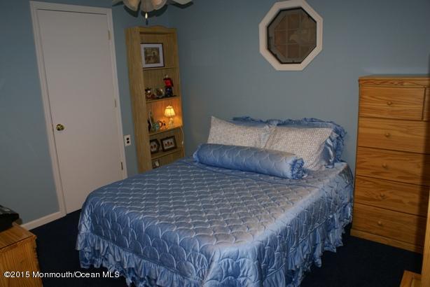 132 Starlight Road Howell, NJ 07731 - Photo 12 of 25 guest room fav