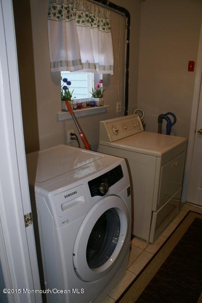 132 Starlight Road Howell, NJ 07731 - Photo 13 of 25 laundry fav