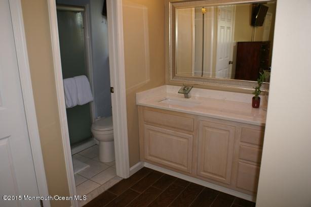 132 Starlight Road Howell, NJ 07731 - Photo 17 of 25 Master bath