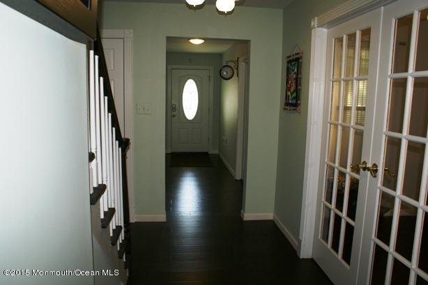 132 Starlight Road Howell, NJ 07731 - Photo 2 of 25 Foyer 2