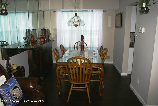 132 Starlight Road Howell, NJ 07731 - Photo 5 of 25 Diningrm 1