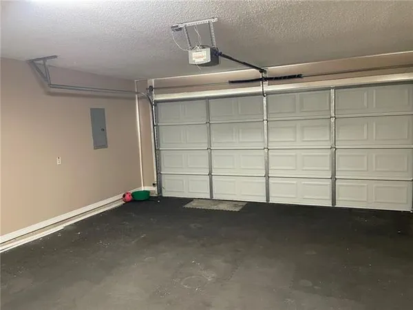 $2,200 | 3052 Behrman Highway, New Orleans, LA 70114