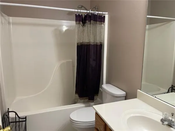 $2,200 | 3052 Behrman Highway, New Orleans, LA 70114