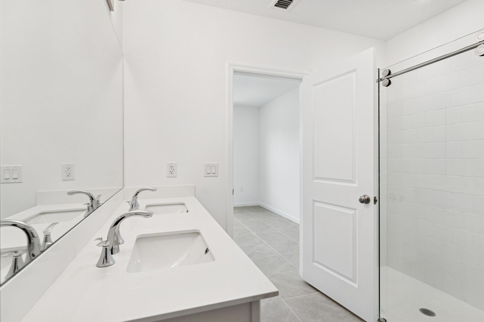 322 Southwest Becker Road, Unit 13 Port St. Lucie, FL 34953 - Photo 25 of 35 Primary Bath