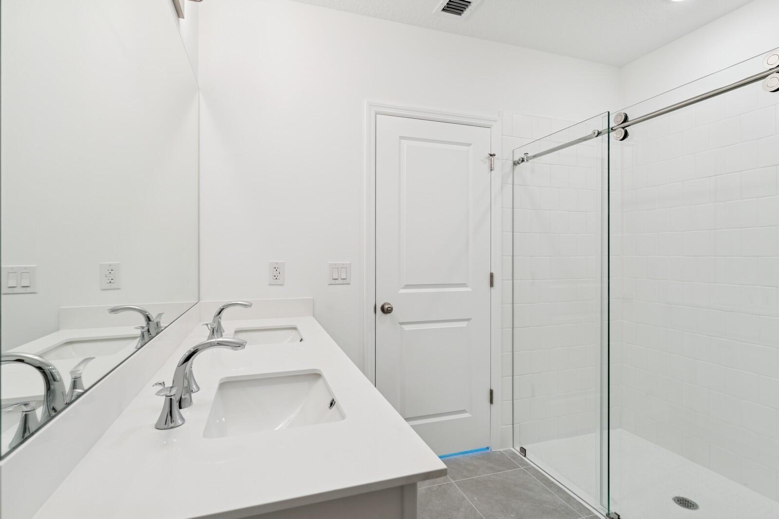 322 Southwest Becker Road, Unit 13 Port St. Lucie, FL 34953 - Photo 26 of 35 Primary Bath