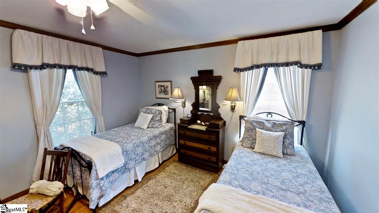 471 East Parkins Mill Road Greenville, SC 29607 - Photo 16 of 33