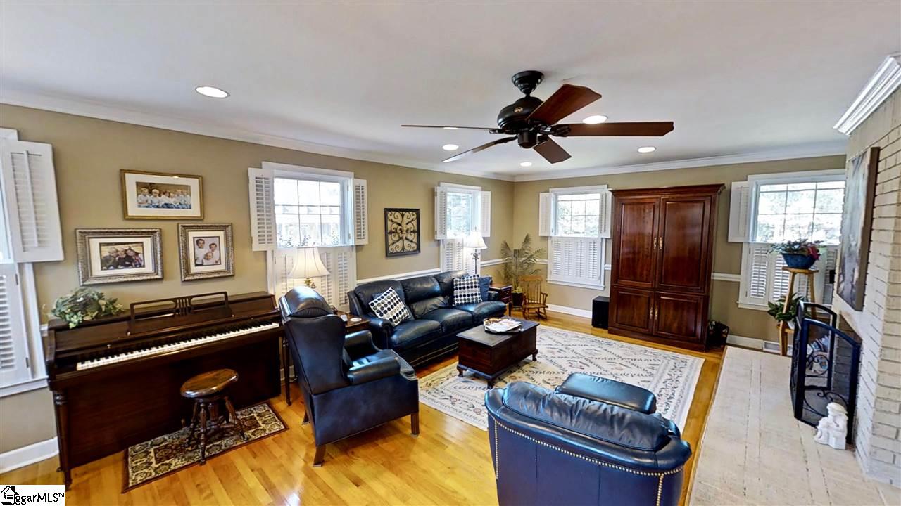 471 East Parkins Mill Road Greenville, SC 29607 - Photo 10 of 33