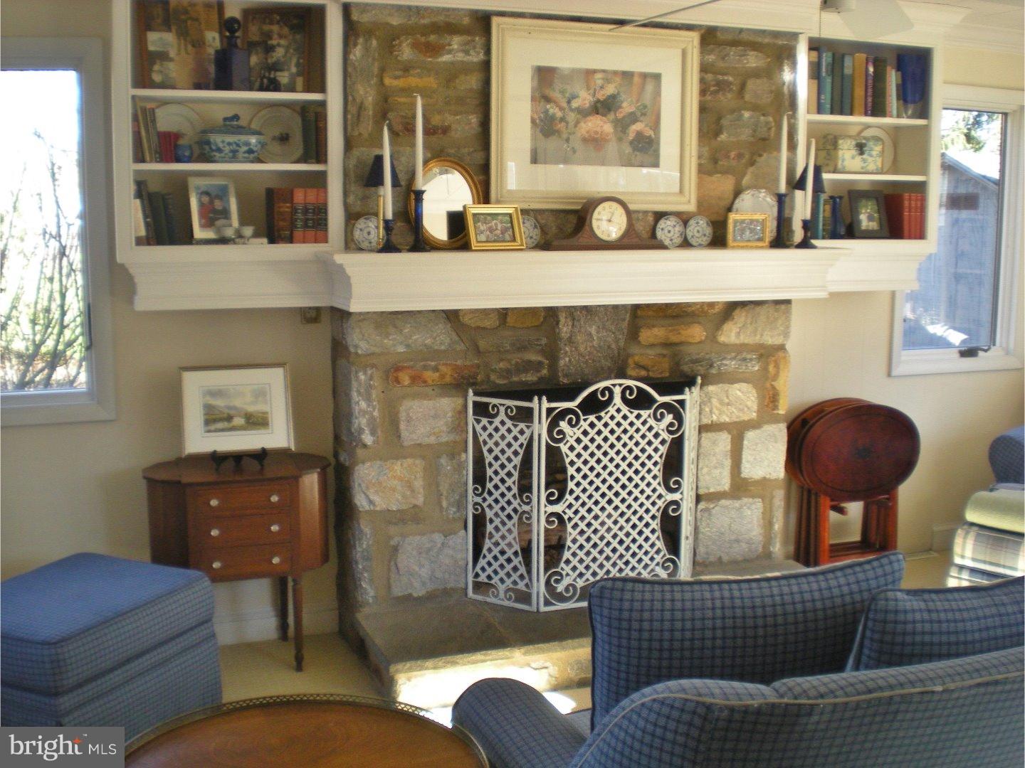12 Briar Road Oreland, PA 19075 - Photo 10 of 20 Great Room