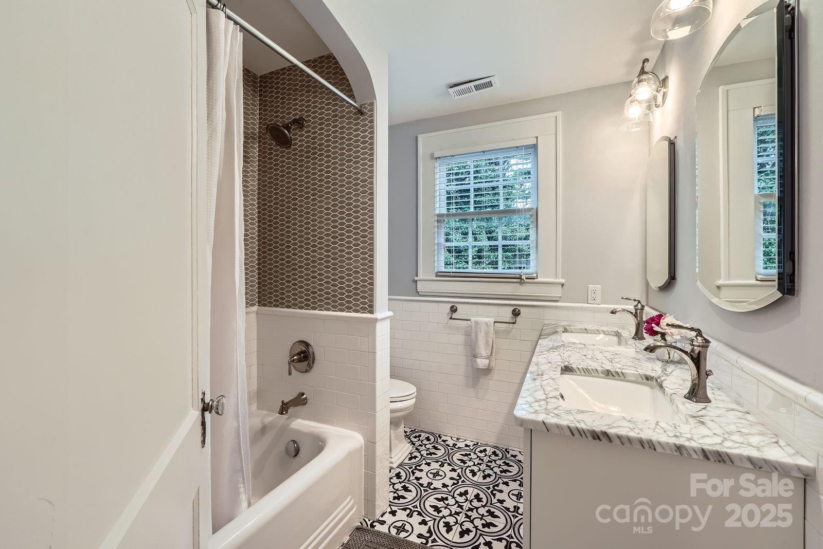 2246 Sharon Road Charlotte, NC 28207 - Photo 22 of 28