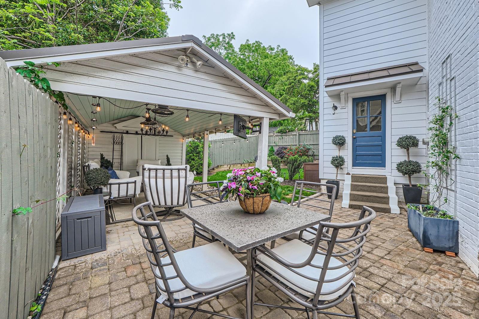 2246 Sharon Road Charlotte, NC 28207 - Photo 26 of 28