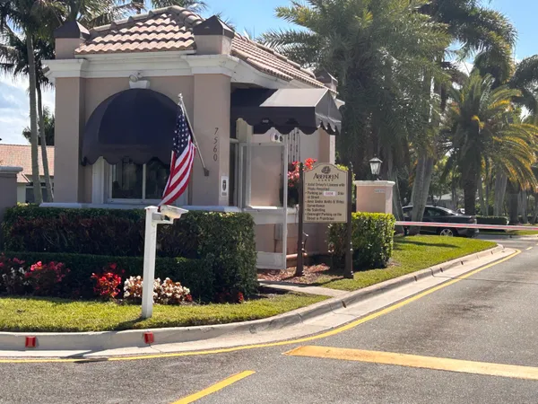 $5,000 | 8884 Shoal Creek Lane, Boynton Beach, FL 33472