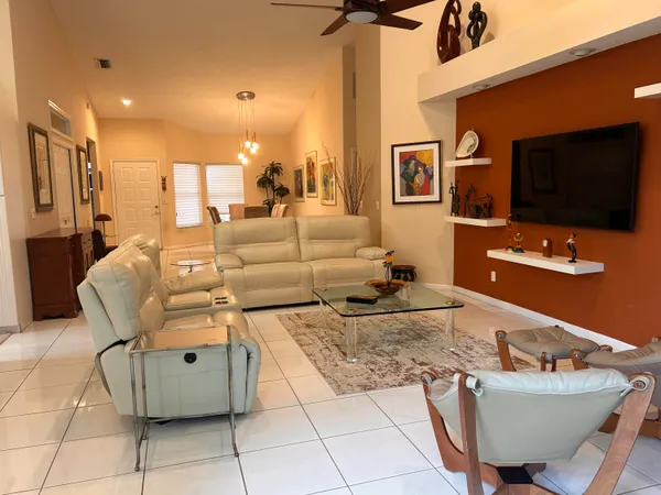 $5,000 | 8884 Shoal Creek Lane, Boynton Beach, FL 33472