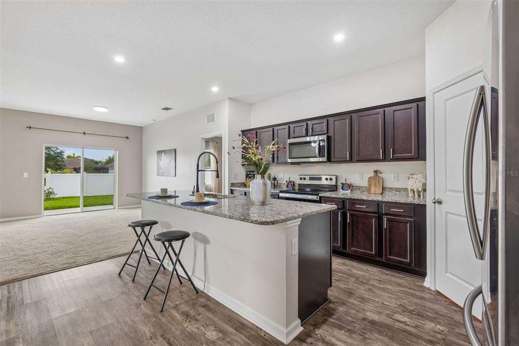 1261 Anchor Bend Drive Ruskin, FL 33570 - Photo 9 of 73