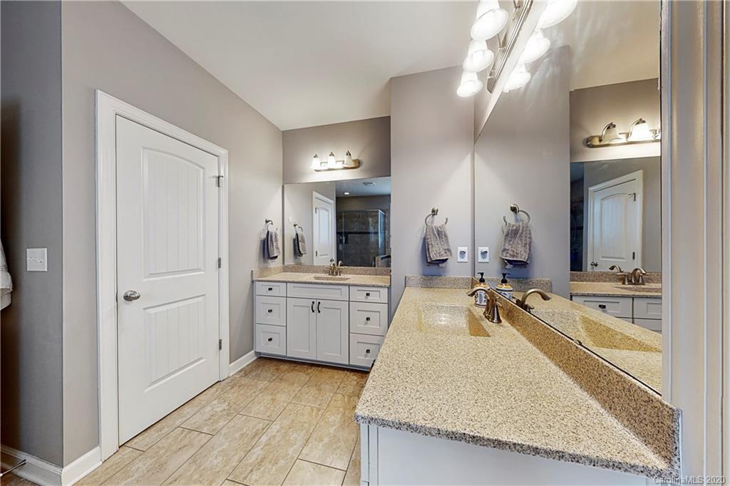 1566 Hazel Street Tega Cay, SC 29708 - Photo 20 of 46