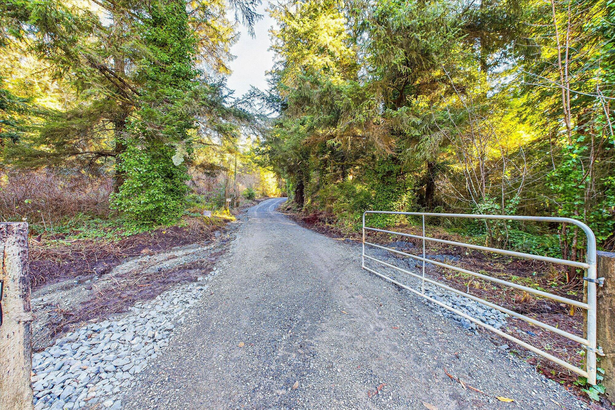 225 Frontage Road Trinidad, CA 95570 - Photo 6 of 55 06-225 Trinidad Frontage-106