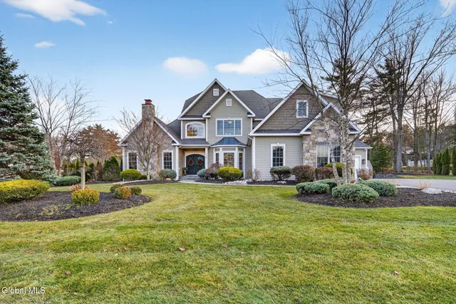 $1,485,000 | 220 Brittany Place, Niskayuna, NY 12309
