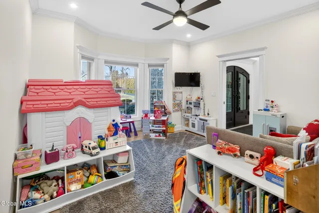 $1,485,000 | 220 Brittany Place, Niskayuna, NY 12309