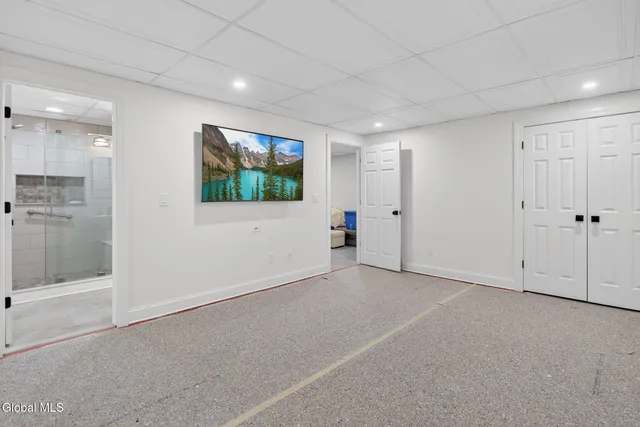 $1,485,000 | 220 Brittany Place, Niskayuna, NY 12309