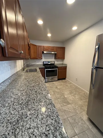 $2,800 | 24 St James Place, Unit #1, Goshen, NY 10924