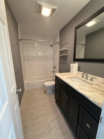 $2,800 | 24 St James Place, Unit #1, Goshen, NY 10924