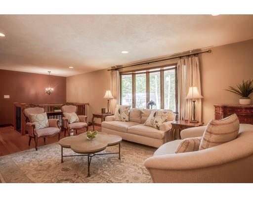 43 Meadowbrook Road Bedford, MA 01730 - Photo 12 of 31 Gallery Image 12