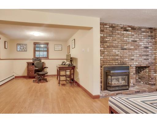 43 Meadowbrook Road Bedford, MA 01730 - Photo 21 of 31 Gallery Image 21