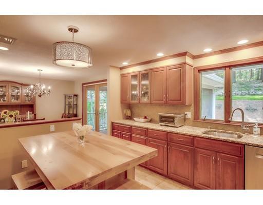 43 Meadowbrook Road Bedford, MA 01730 - Photo 5 of 31 Gallery Image 5