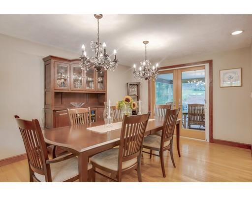 43 Meadowbrook Road Bedford, MA 01730 - Photo 8 of 31 Gallery Image 8