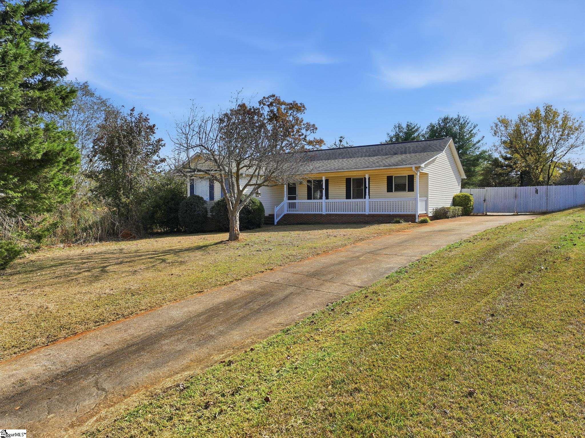 107 Robert Daniel Place Lyman, SC 29365 - Photo 29 of 49