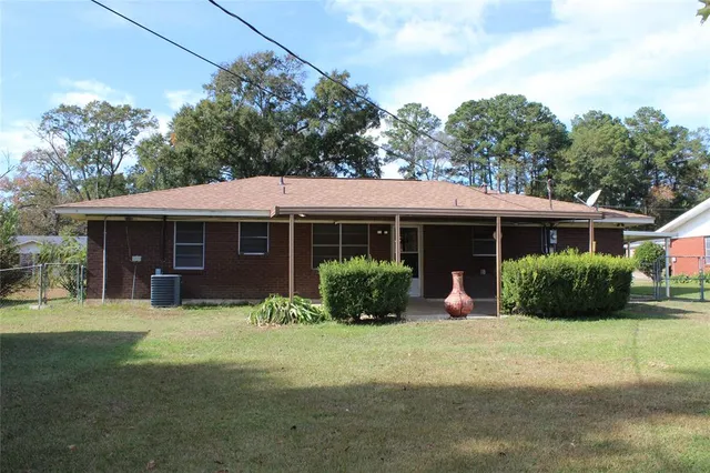 a view of a porch with a yard