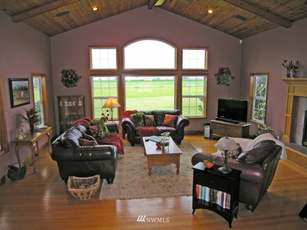 9023 Jackman Road Lynden, WA 98264 - Photo 4 of 15