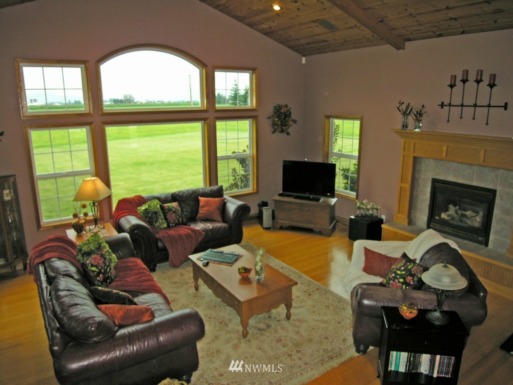 9023 Jackman Road Lynden, WA 98264 - Photo 5 of 15
