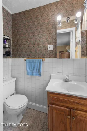 $375,000 | 2485 Indian Ridge Road, Blaine, TN 37709