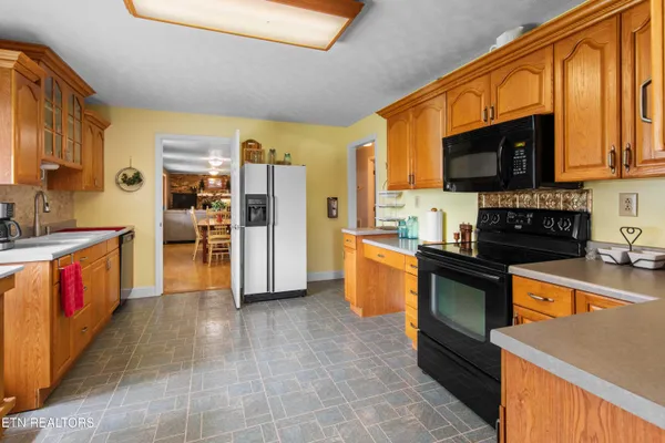 $375,000 | 2485 Indian Ridge Road, Blaine, TN 37709