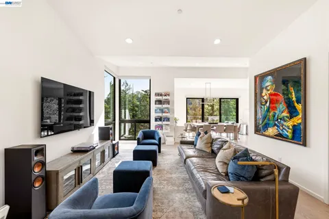 $1,198,000 | 45 Homeglen Lane, Oakland, CA 94611