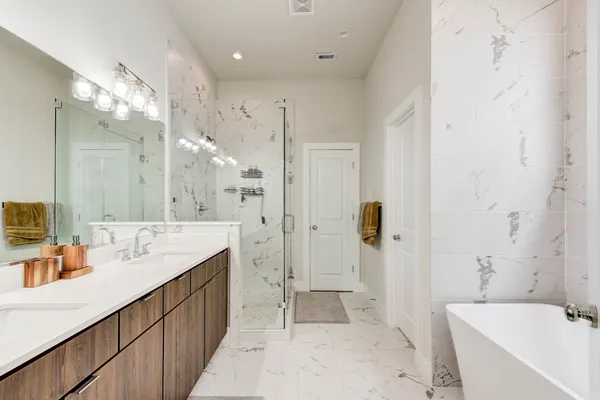 $3,600 | 5857 Dolores Street, Houston, TX 77057
