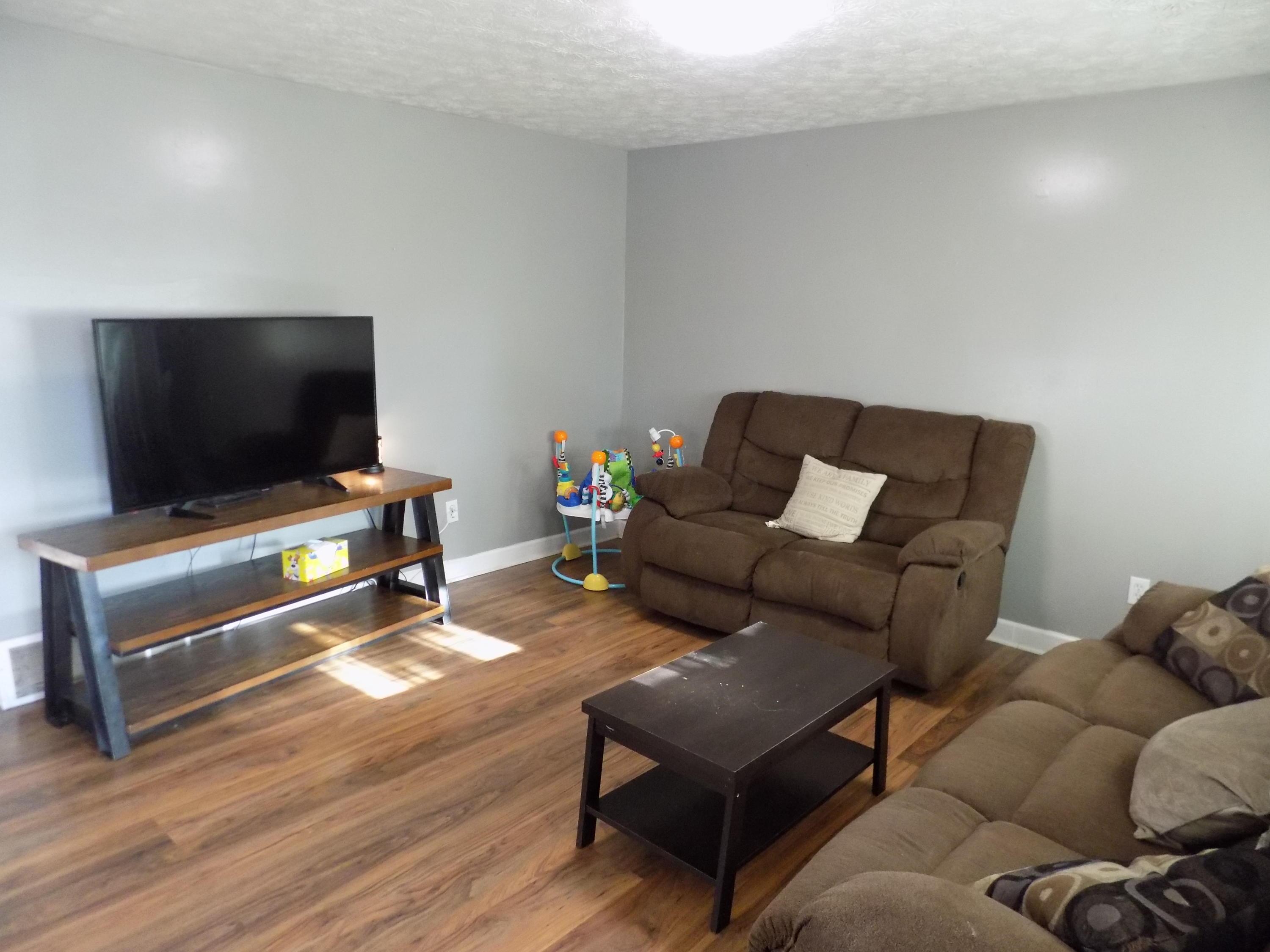 3940 Clabber Road Columbus, OH 43207 - Photo 8 of 30 Gallery Image 8