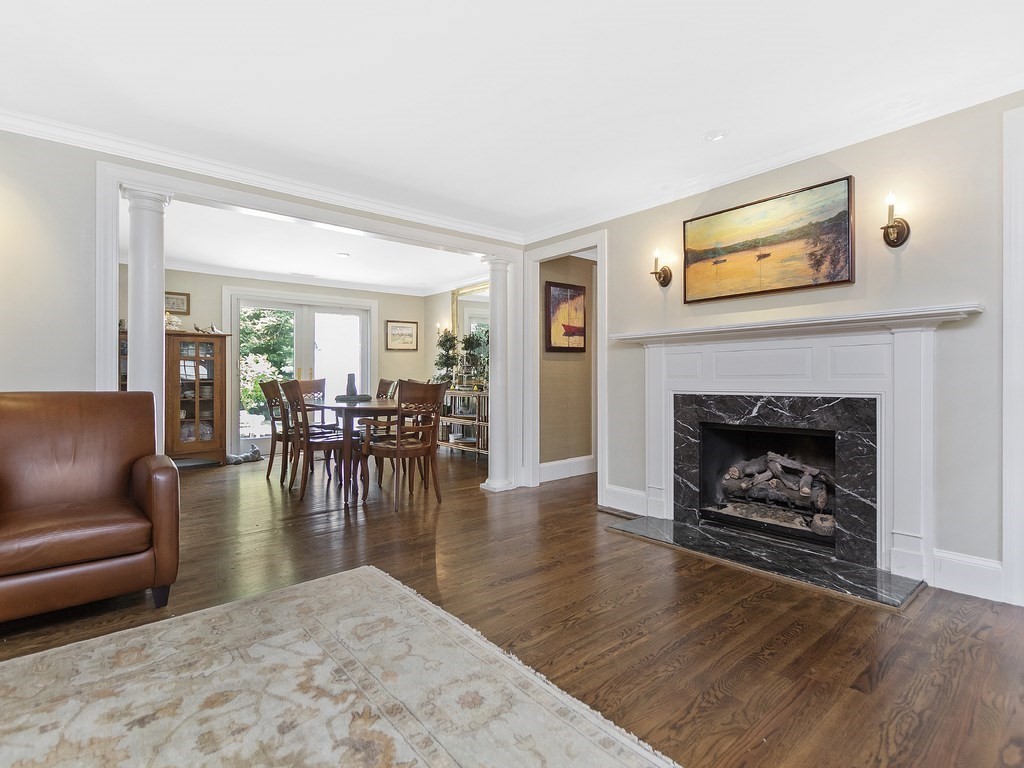 29 Jericho Road, Unit 29 Weston, MA 02493 - Photo 3 of 17