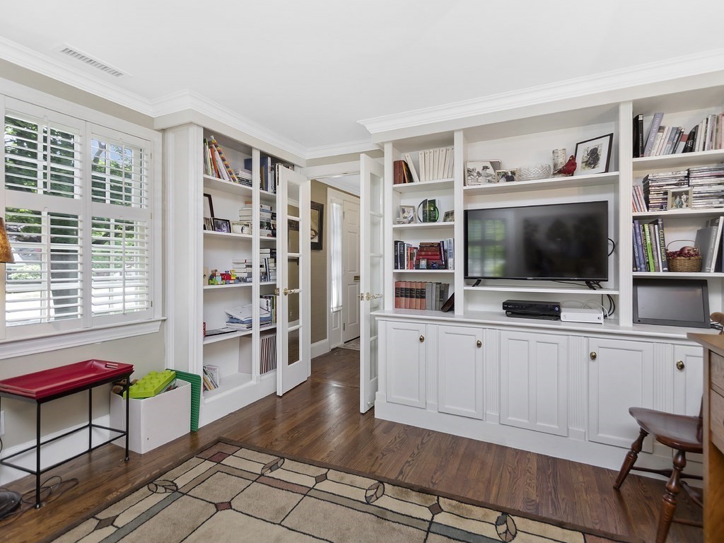 29 Jericho Road, Unit 29 Weston, MA 02493 - Photo 10 of 17