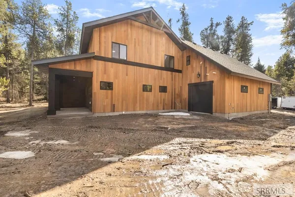 $1,200,000 | 1527 Shadow Run, Ashton, ID 83420