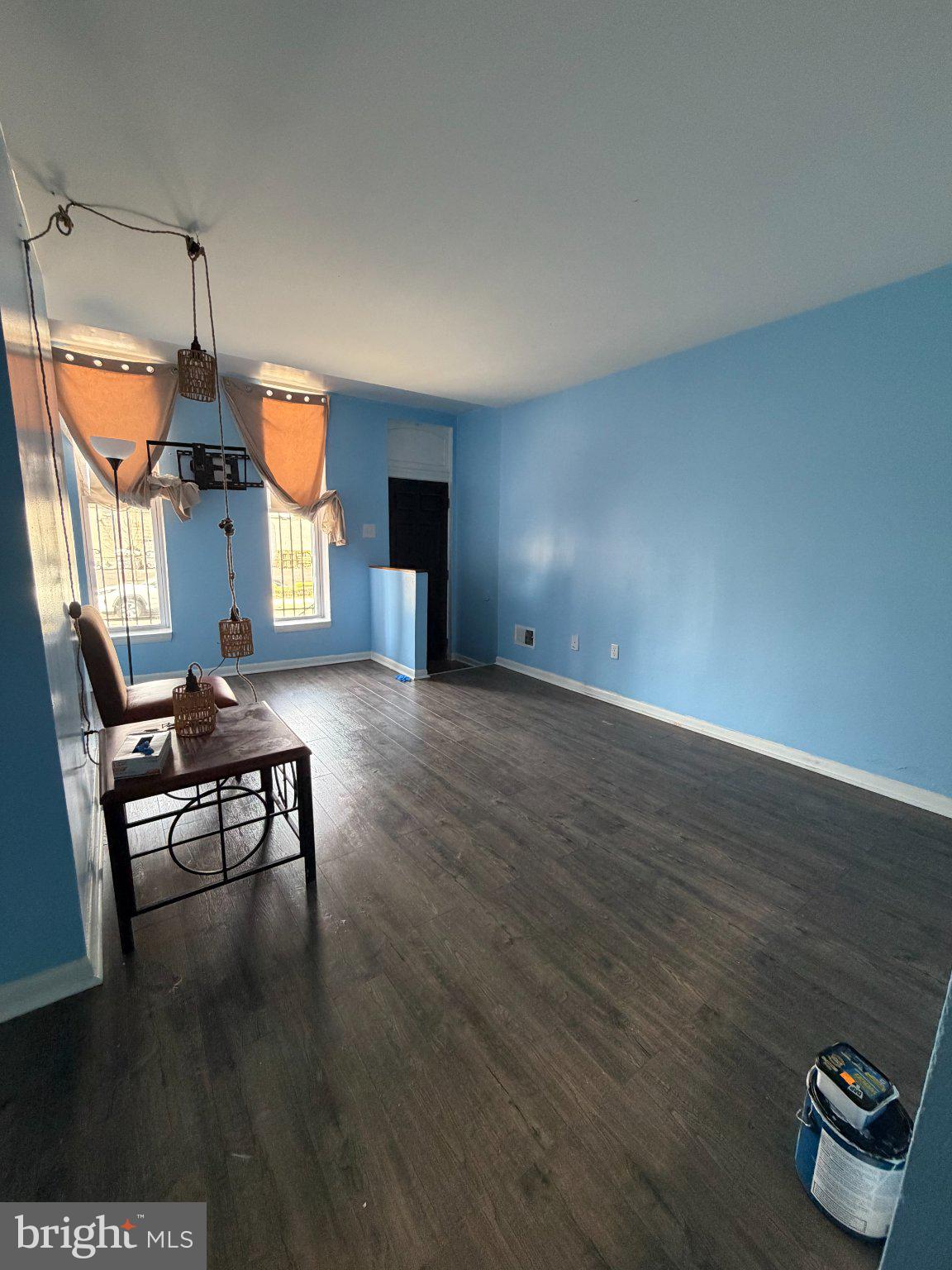 539 Gold Street Baltimore, MD 21217 - Photo 3 of 23 Bright and airy blue space awaits.