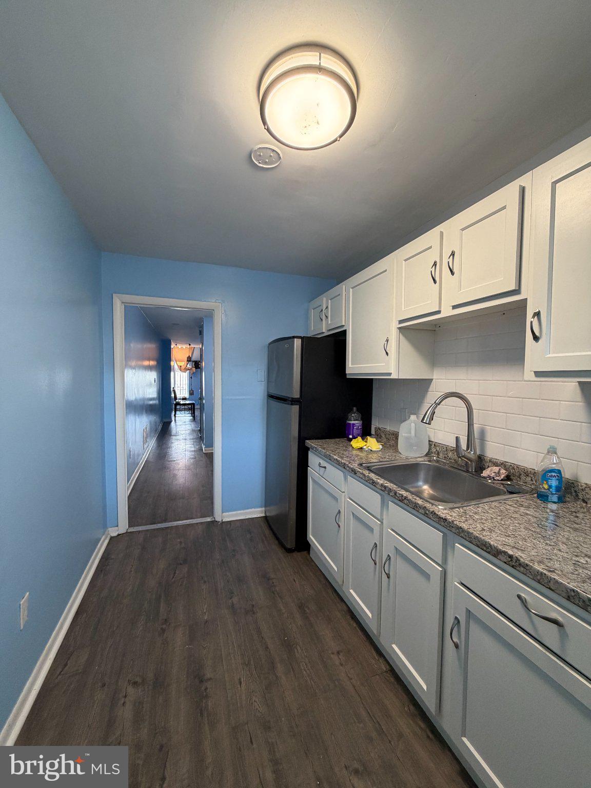 539 Gold Street Baltimore, MD 21217 - Photo 8 of 23 Bright and inviting kitchen space.