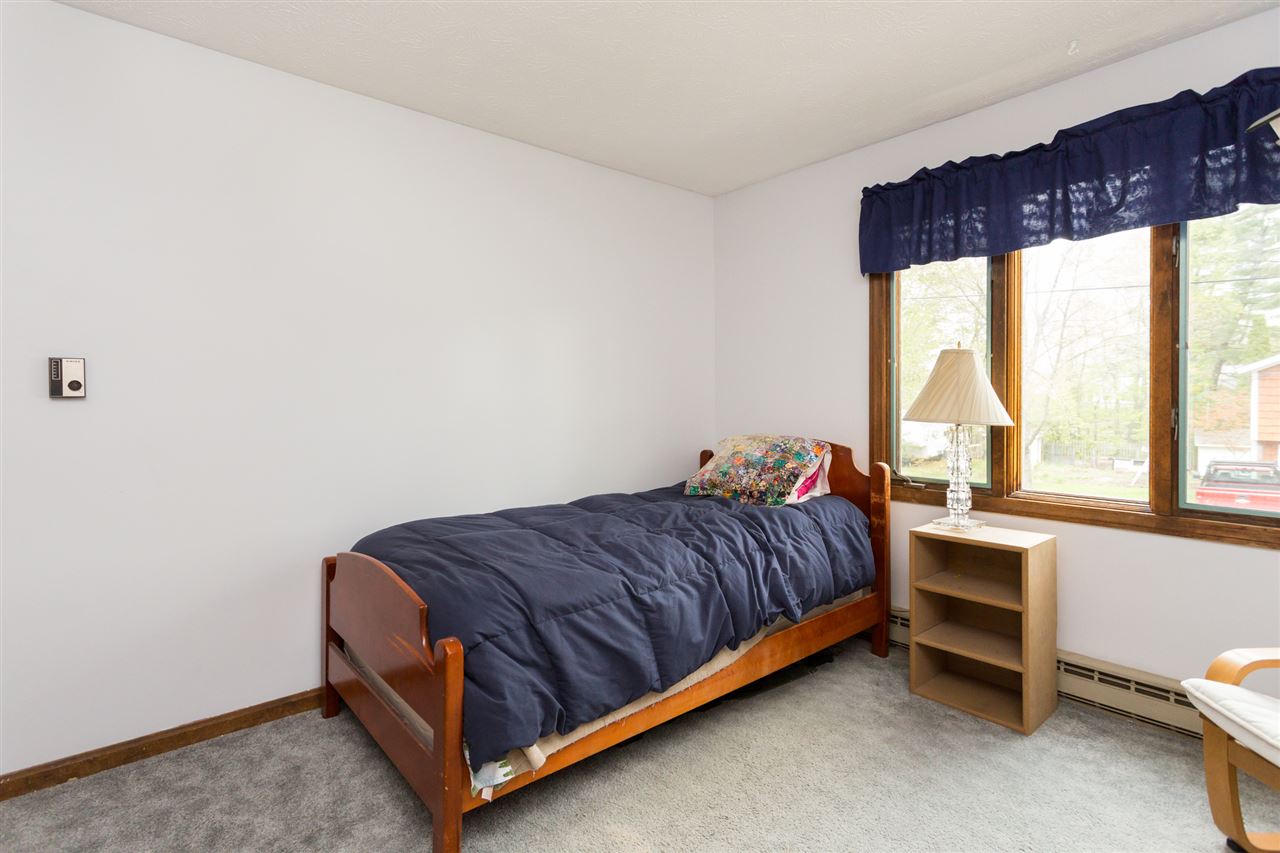 10 Claire Street Rochester, NH 03867 - Photo 17 of 35