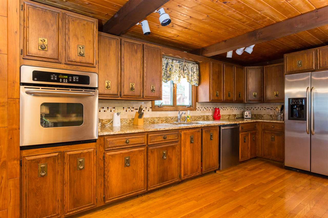10 Claire Street Rochester, NH 03867 - Photo 3 of 35
