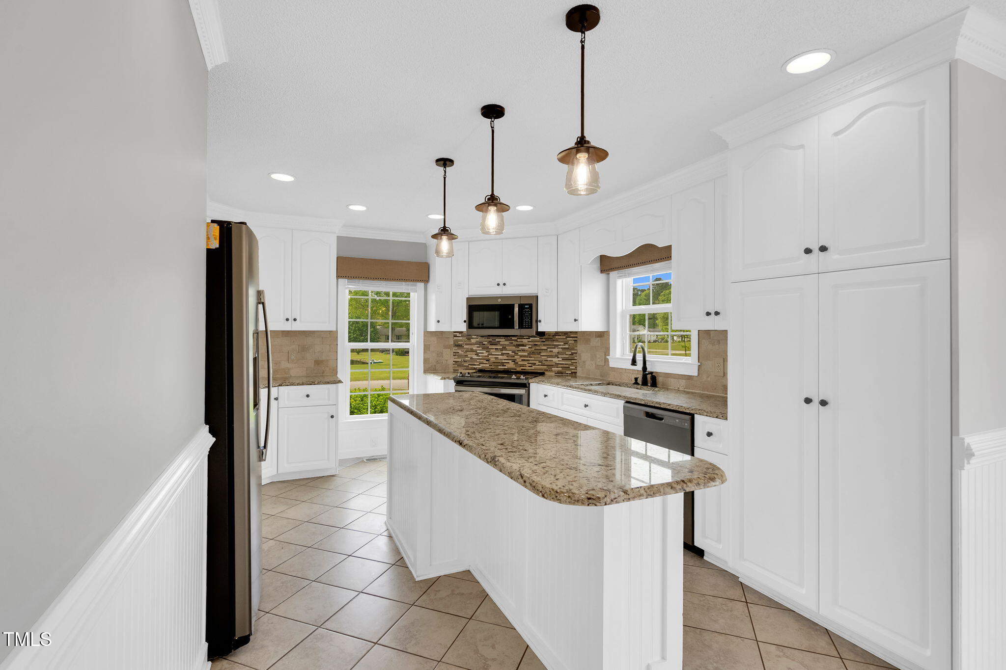 201 Wendy Place Benson, NC 27504 - Photo 16 of 30 17-web-or-mls-DSC01088