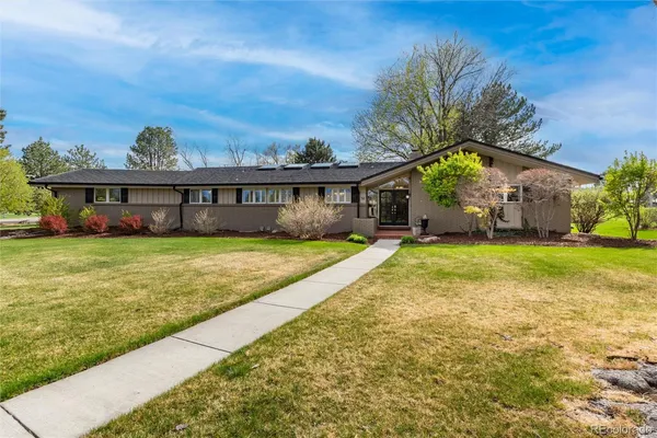$1,895,000 | 30 Fairway Lane, Littleton, CO 80123