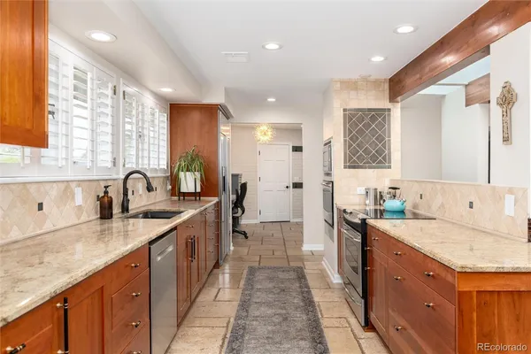 $1,895,000 | 30 Fairway Lane, Littleton, CO 80123