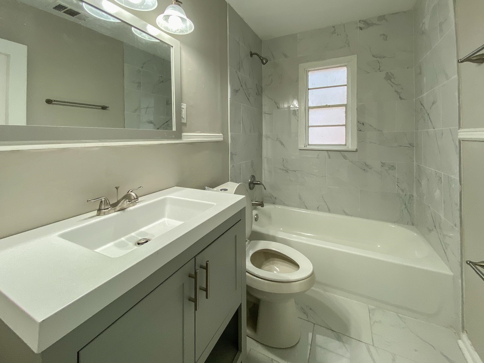3576 Wilshire Road Memphis, TN 38111 - Photo 8 of 9 Gallery Image 8