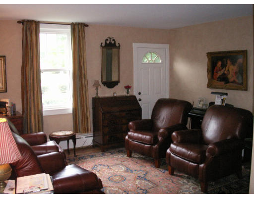 160 Cross Road Dartmouth, MA 02747 - Photo 10 of 22 Gallery Image 10