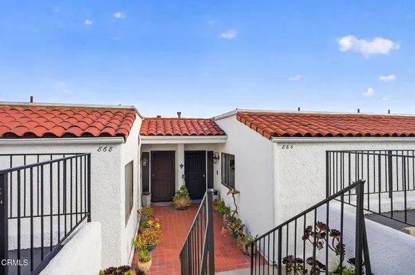 $1,100,000 | 864 Vallecito Drive, Ventura, CA 93001